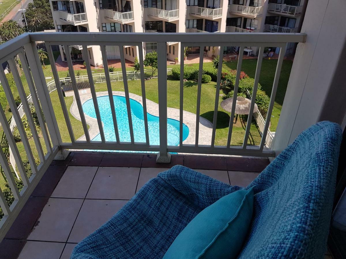 Umdloti Beach Apartment Exterior foto